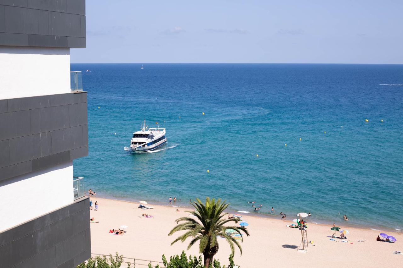 Apartamento Séptimo cielo primera línea de mar Blanes Esterno foto
